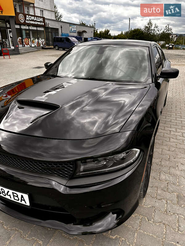 Седан Dodge Charger 2018 в 