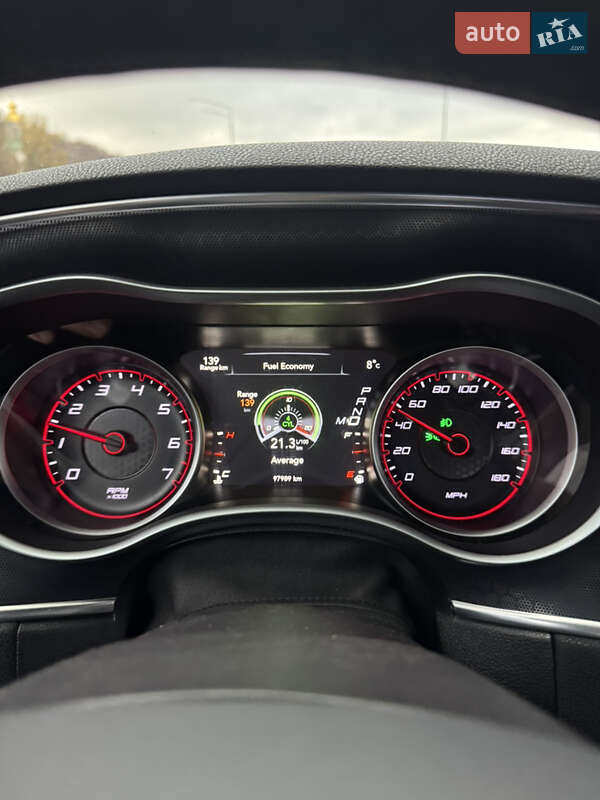 Седан Dodge Charger 2016 в Киеве