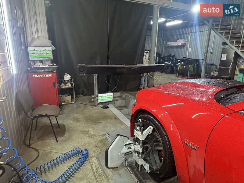 Седан Dodge Charger 2016 в Киеве