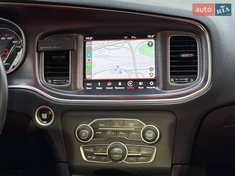 Седан Dodge Charger 2018 в Киеве