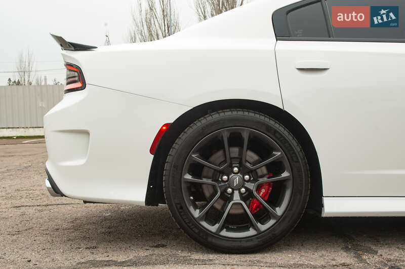 Седан Dodge Charger 2021 в Николаеве