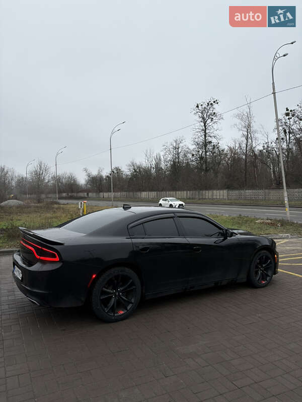 Седан Dodge Charger 2017 в Києві фото 2 Седан Dodge Charger 2017 в Києві