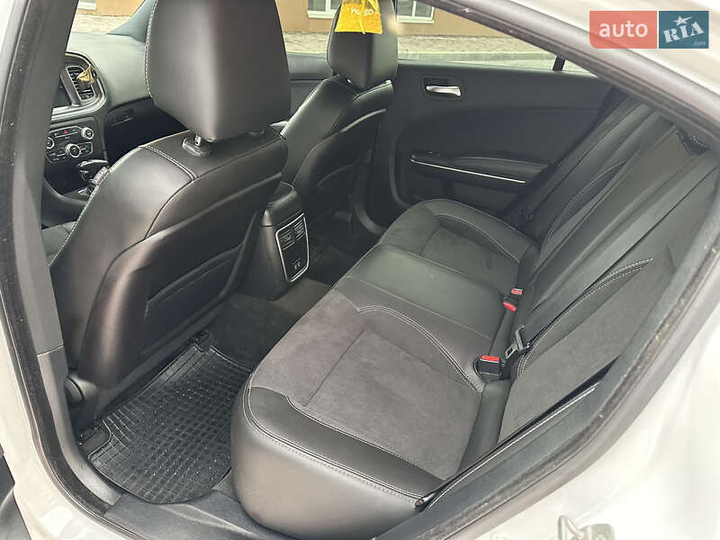 Седан Dodge Charger 2015 в Києві фото 29 Седан Dodge Charger 2015 в Києві