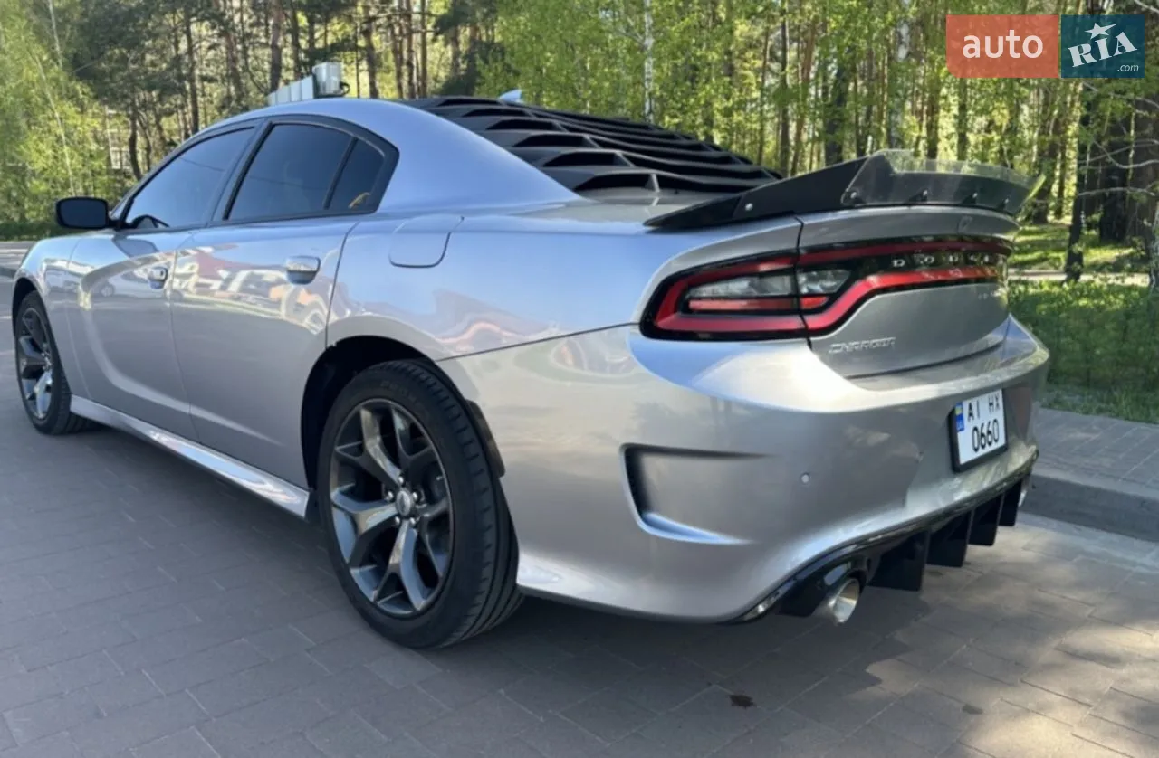 2016 Dodge Charger - мініатюра 25