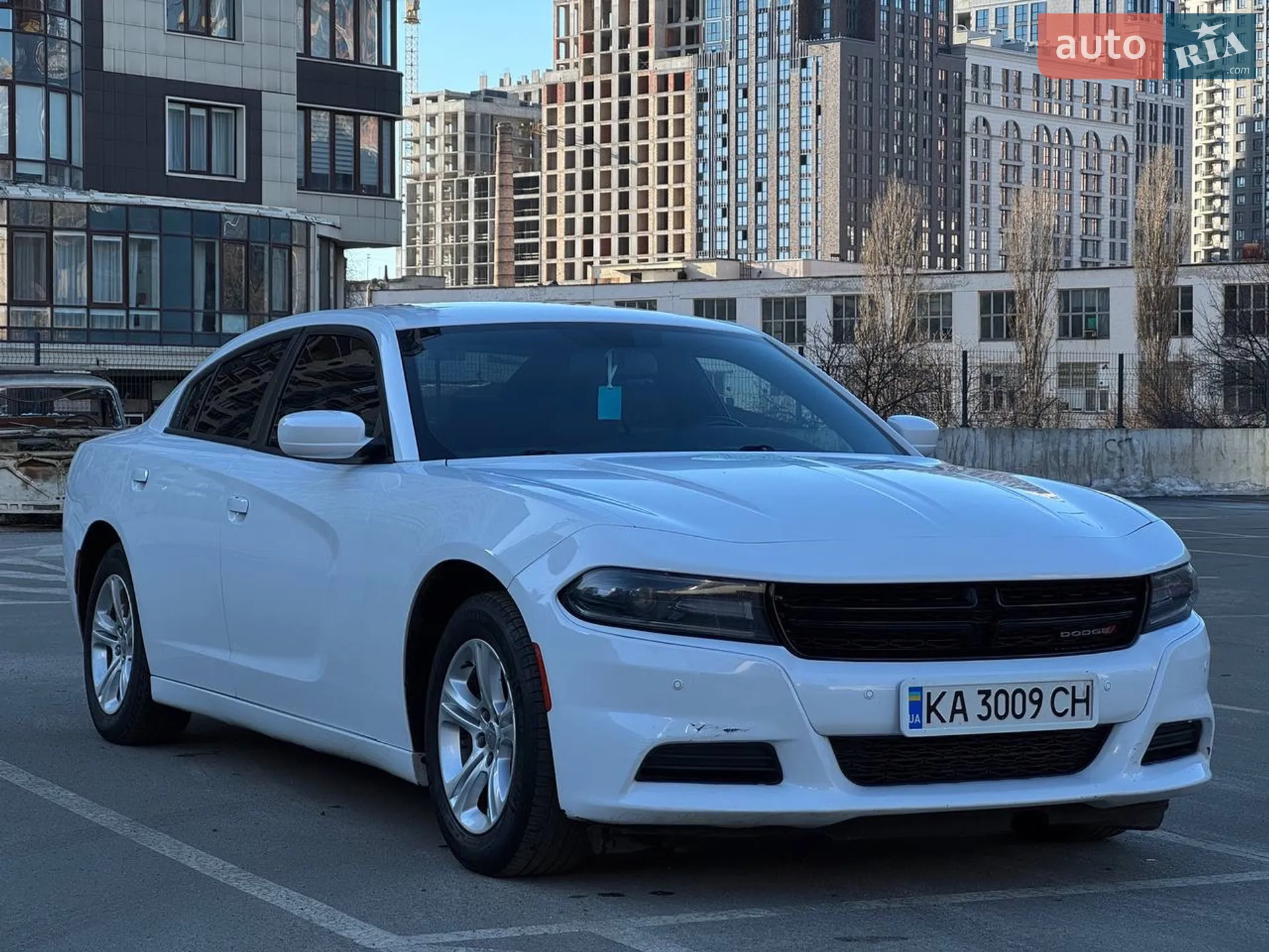 2020 Dodge Charger - мініатюра 3