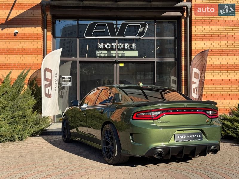 Седан Dodge Charger 2019 в Киеве