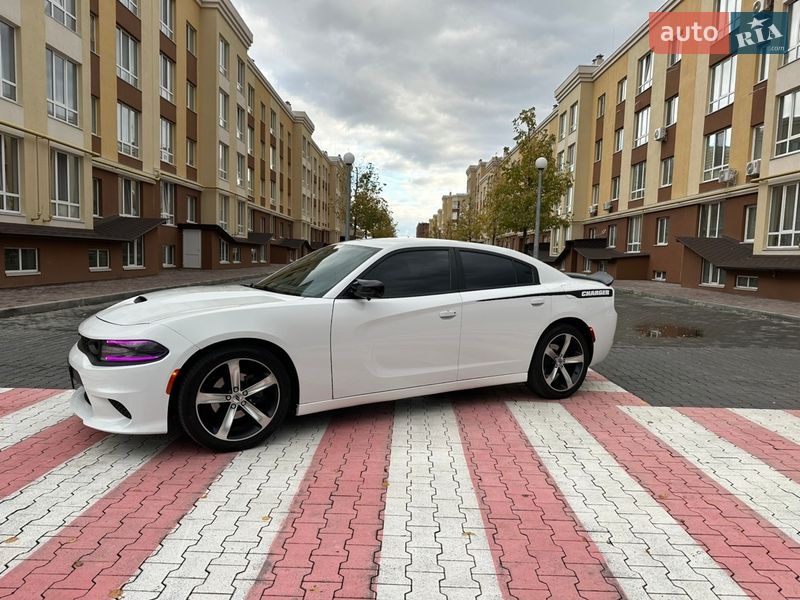 Седан Dodge Charger 2015 в Києві