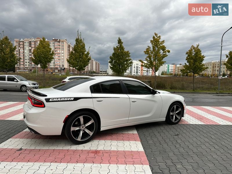 Седан Dodge Charger 2015 в Києві
