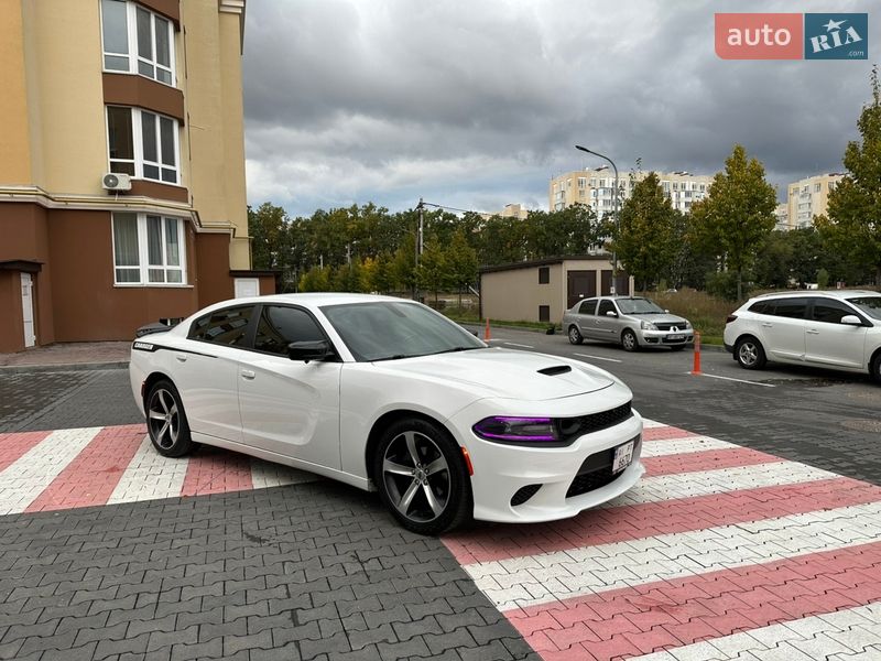 Седан Dodge Charger 2015 в Києві