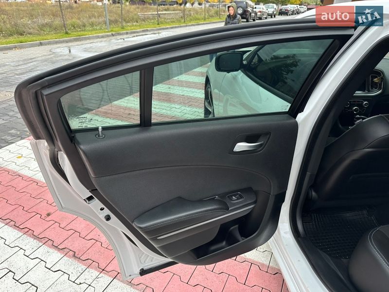 Седан Dodge Charger 2015 в Києві