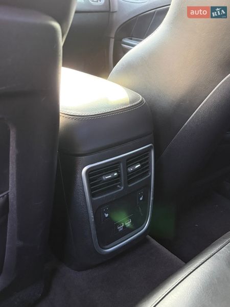 Седан Dodge Charger 2018 в Днепре