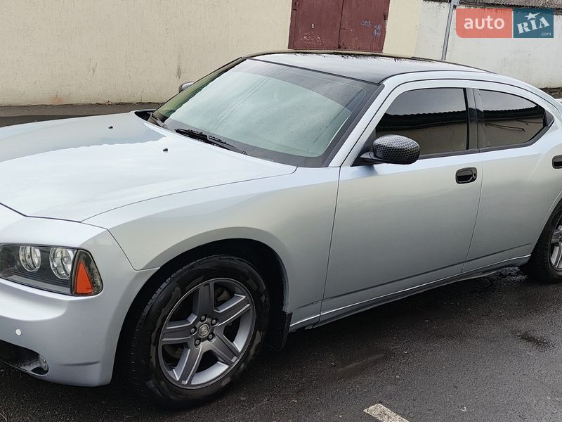 Седан Dodge Charger 2006 в Першотравенске