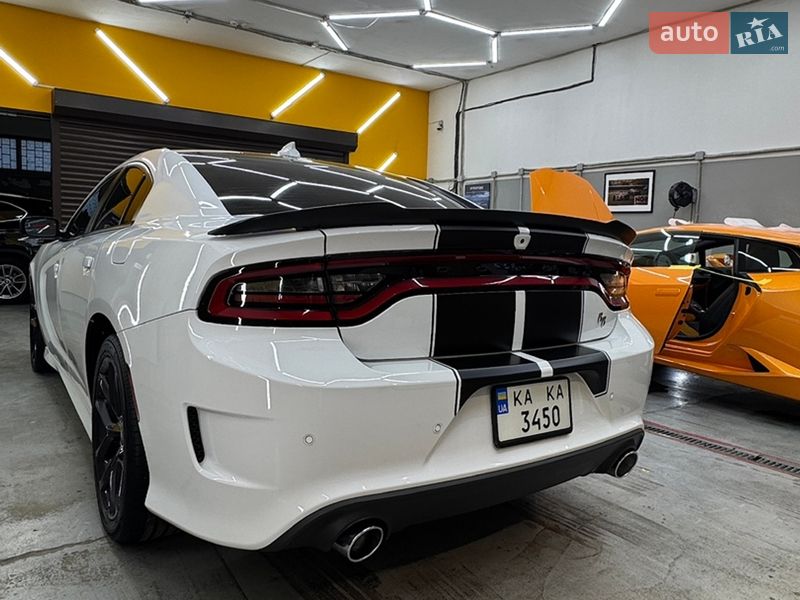 Седан Dodge Charger 2020 в Києві