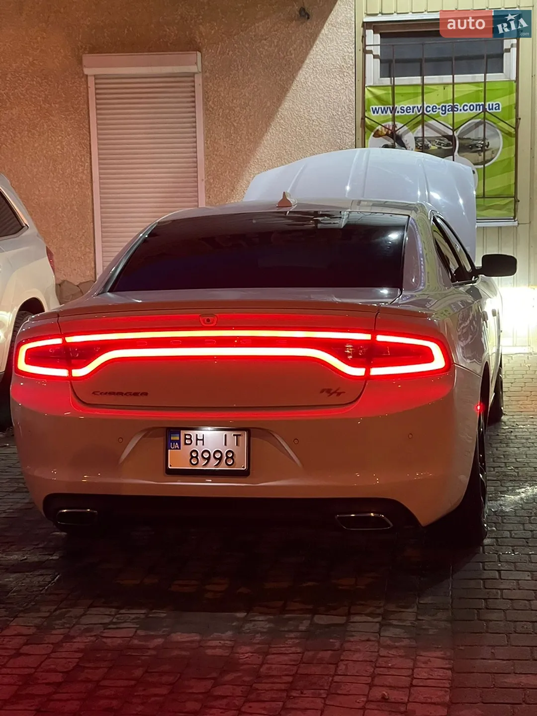 2018 Dodge Charger - мініатюра 9