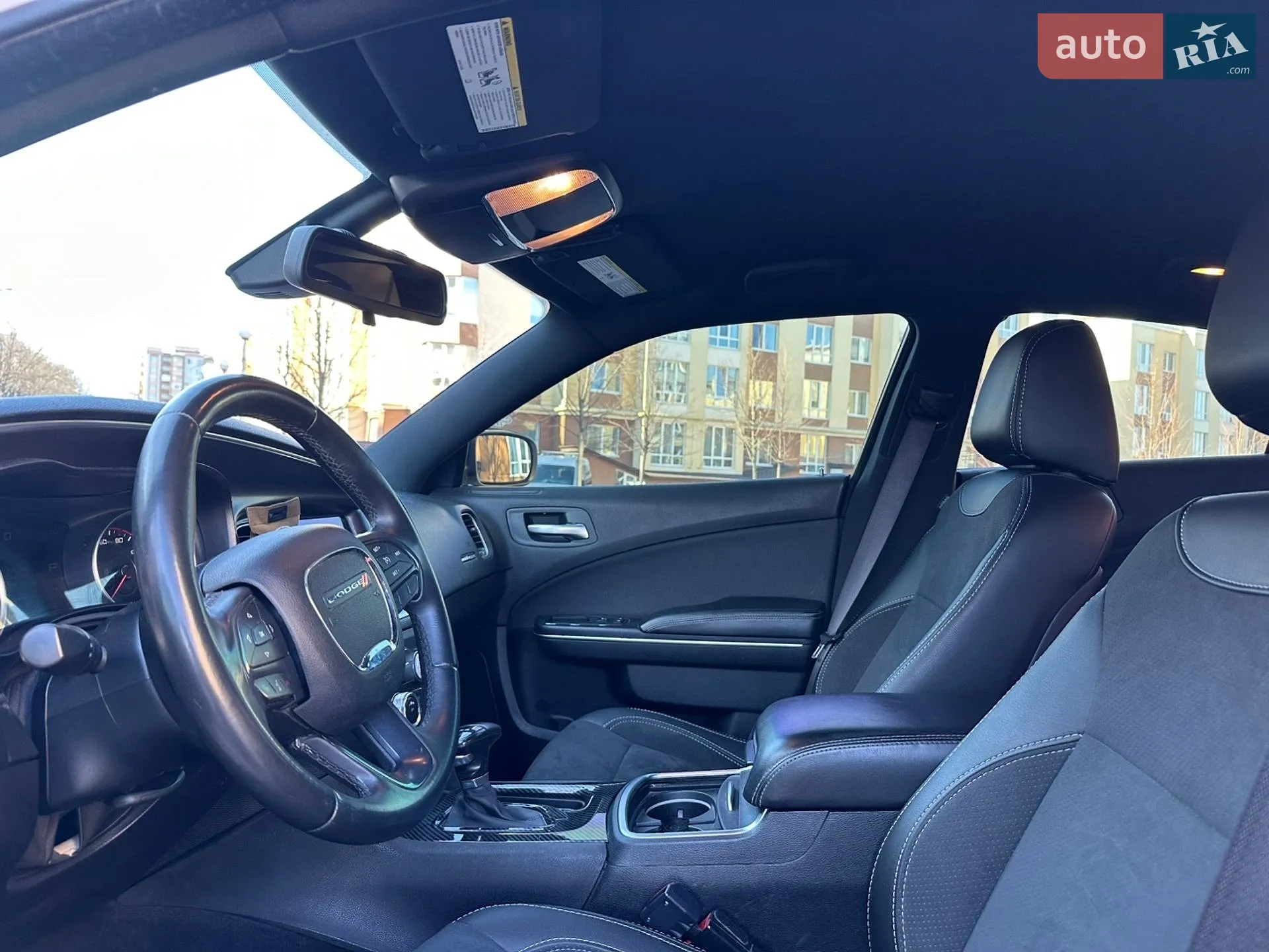 2015 Dodge Charger - мініатюра 25