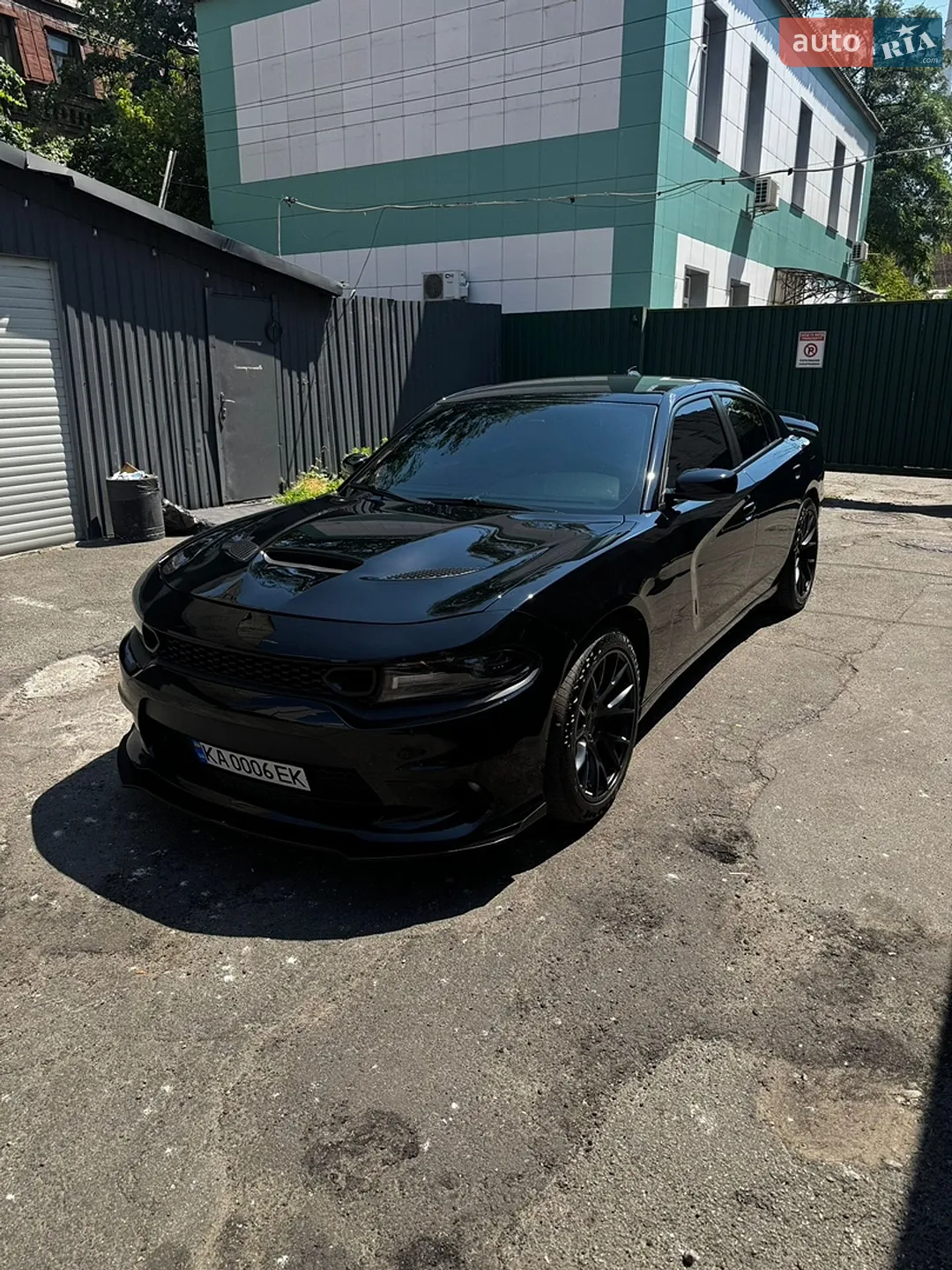 2017 Dodge Charger - фото 1