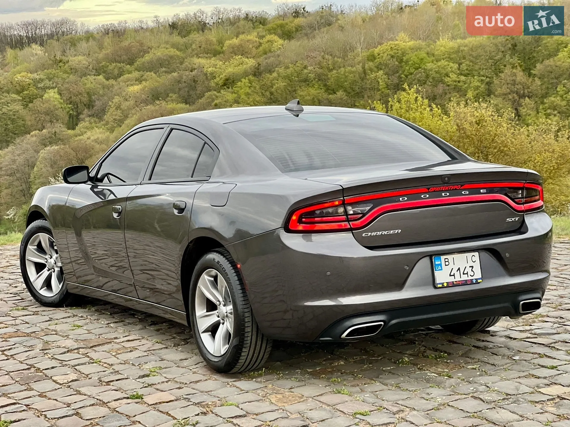 2017 Dodge Charger - мініатюра 19