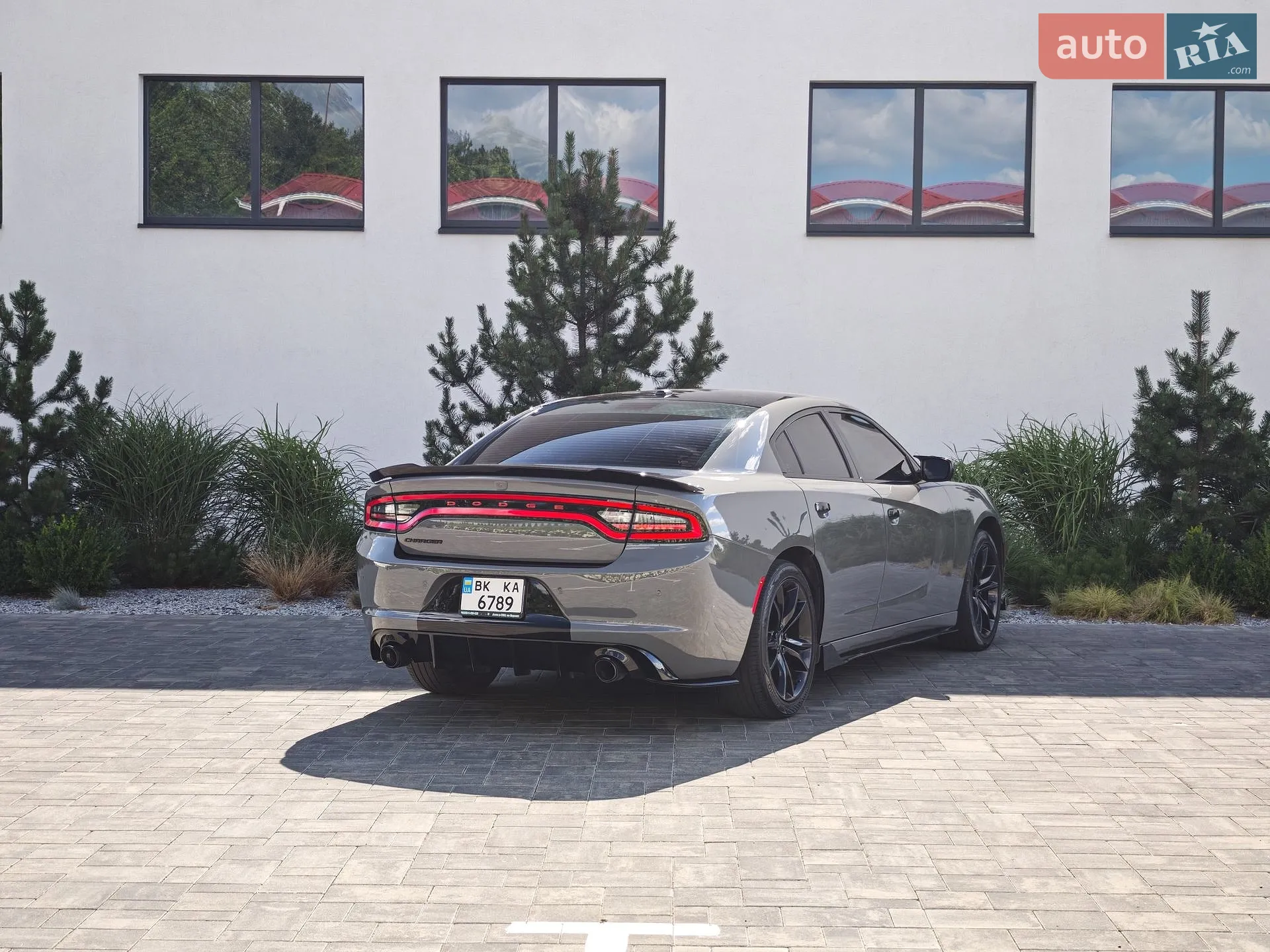 2017 Dodge Charger - мініатюра 4