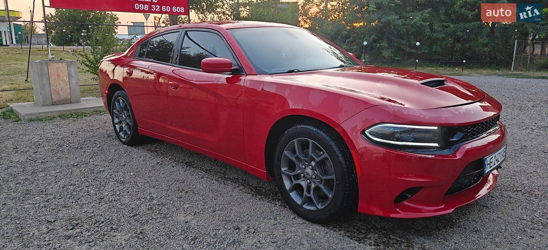 2017 Dodge Charger - мініатюра 3