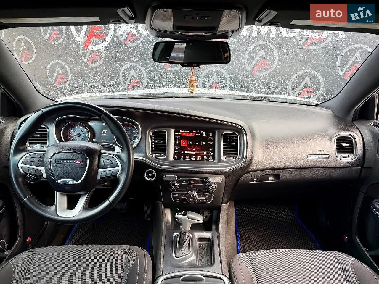 2015 Dodge Charger - мініатюра 23