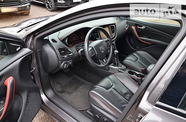 Седан Dodge Dart 2015 в 