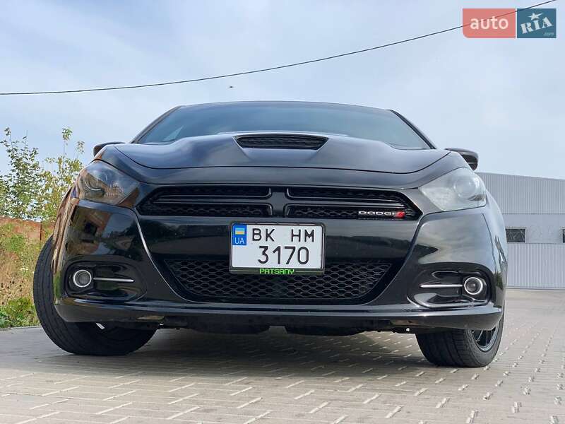Седан Dodge Dart 2016 в Ровно