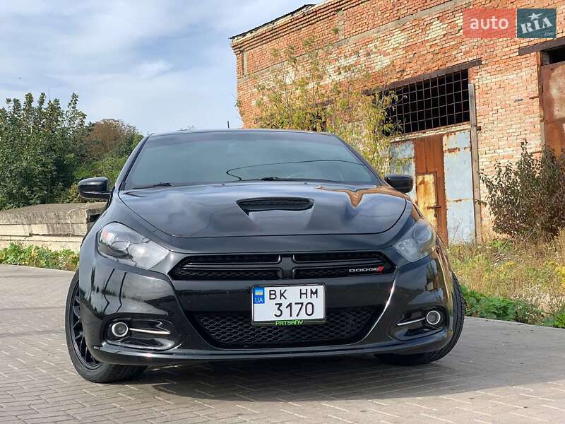 Седан Dodge Dart 2016 в Ровно