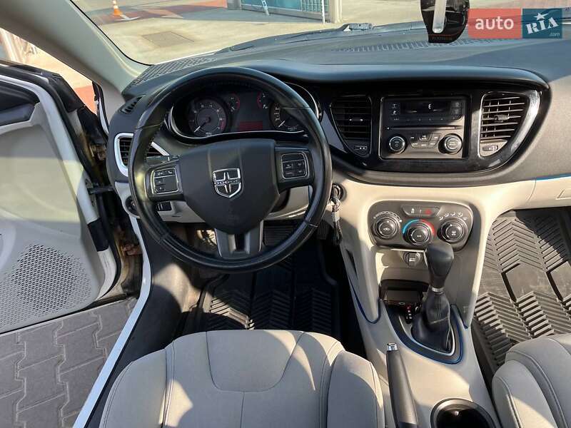Седан Dodge Dart 2012 в Кривом Роге