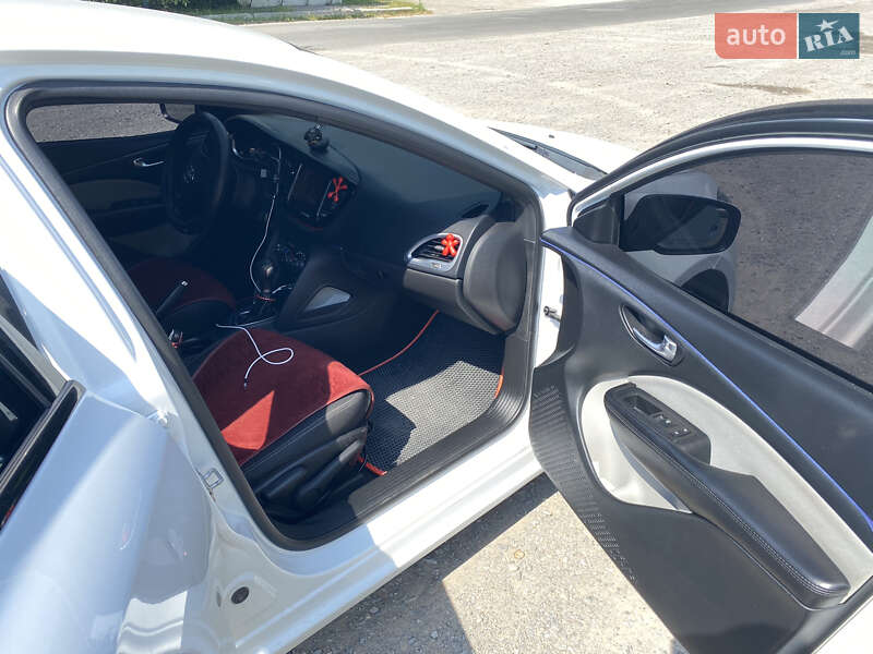 Седан Dodge Dart 2015 в Львове фото 11 Седан Dodge Dart 2015 в Львове