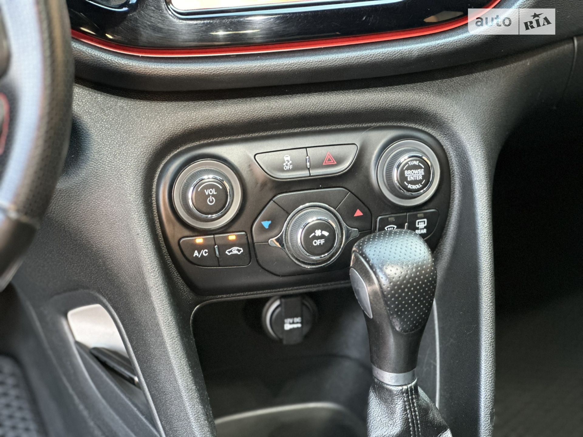2015 Dodge Dart - мініатюра 24