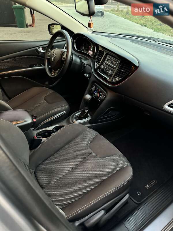 Седан Dodge Dart 2016 в Овруче