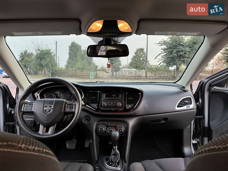 Седан Dodge Dart 2016 в Овруче