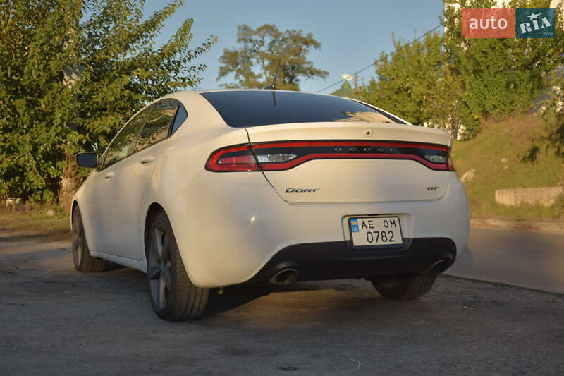 Седан Dodge Dart 2013 в Києві