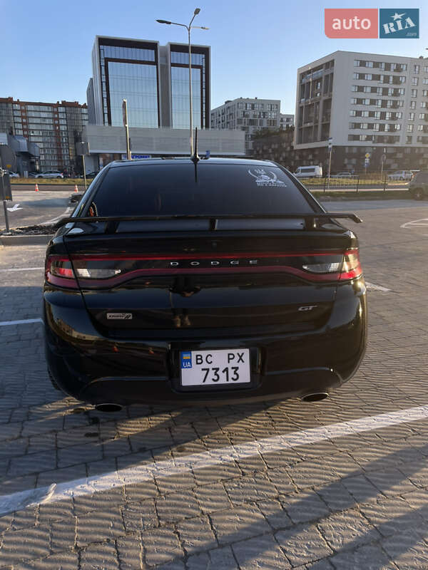 Седан Dodge Dart 2015 в Львові