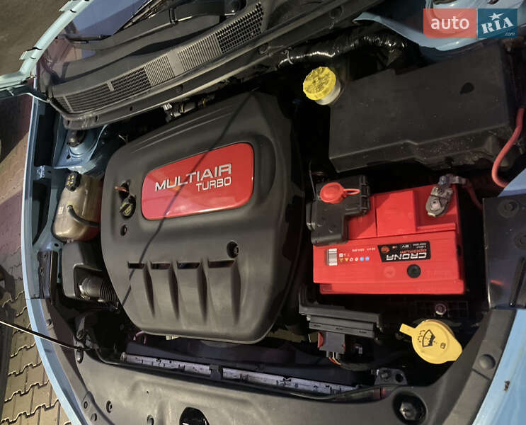 Седан Dodge Dart 2013 в Рівному