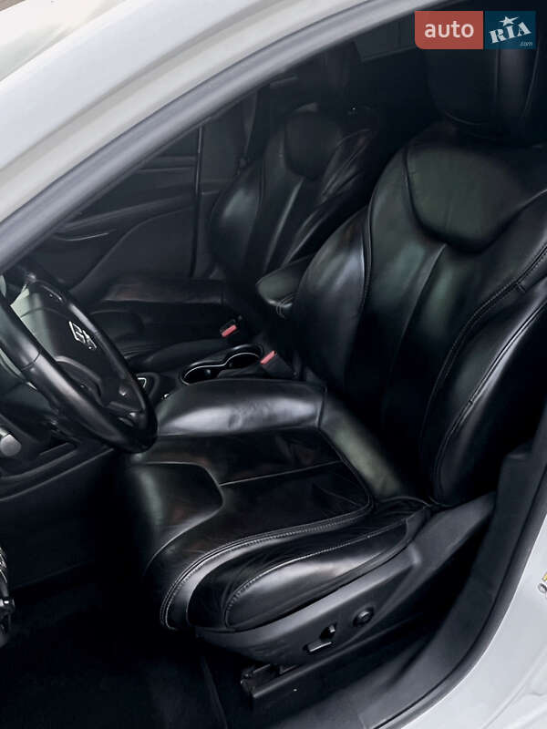 Седан Dodge Dart 2012 в Дніпрі