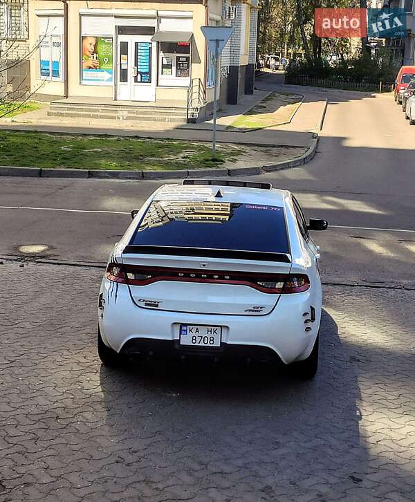 Седан Dodge Dart 2013 в Черкасах