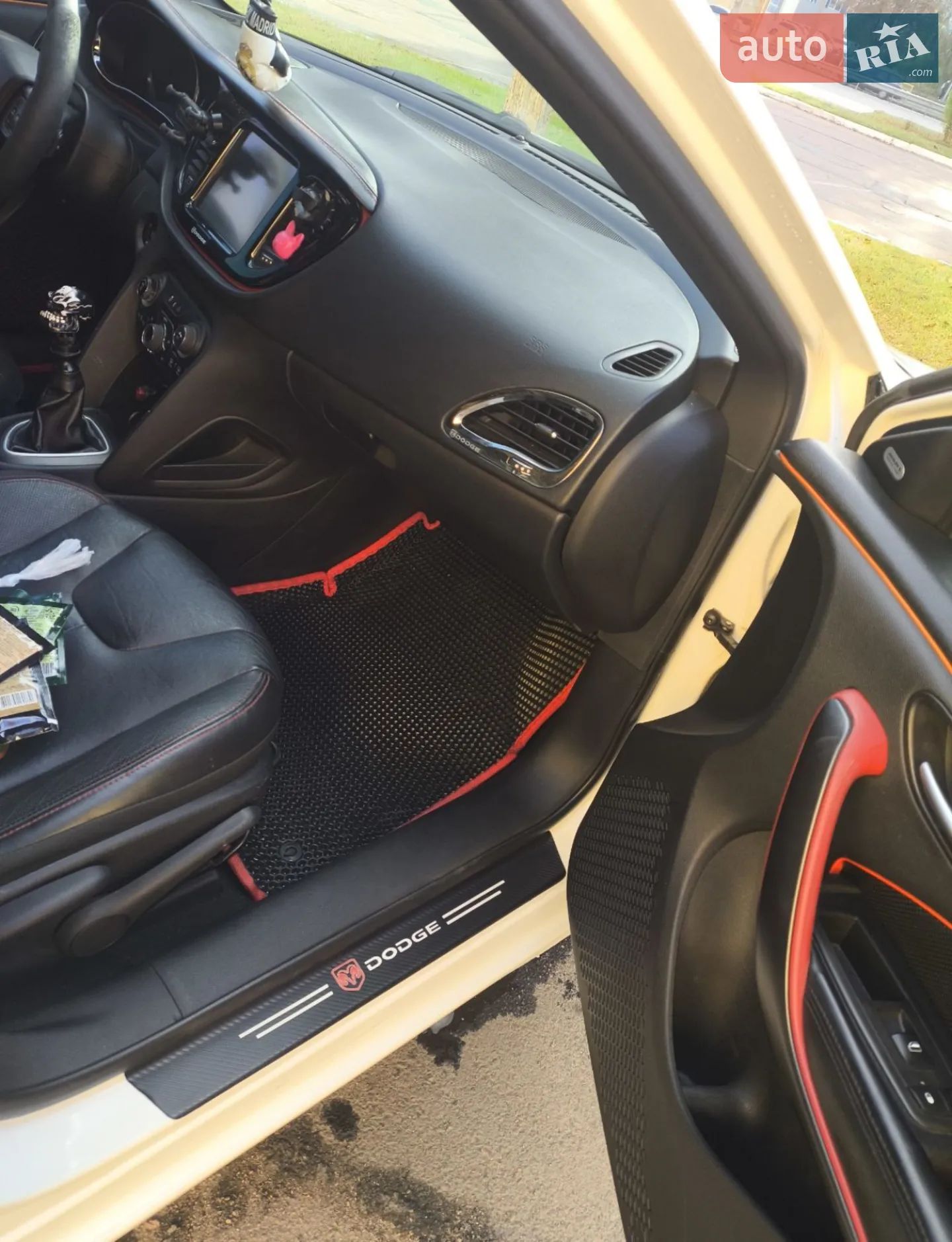 2013 Dodge Dart - мініатюра 11