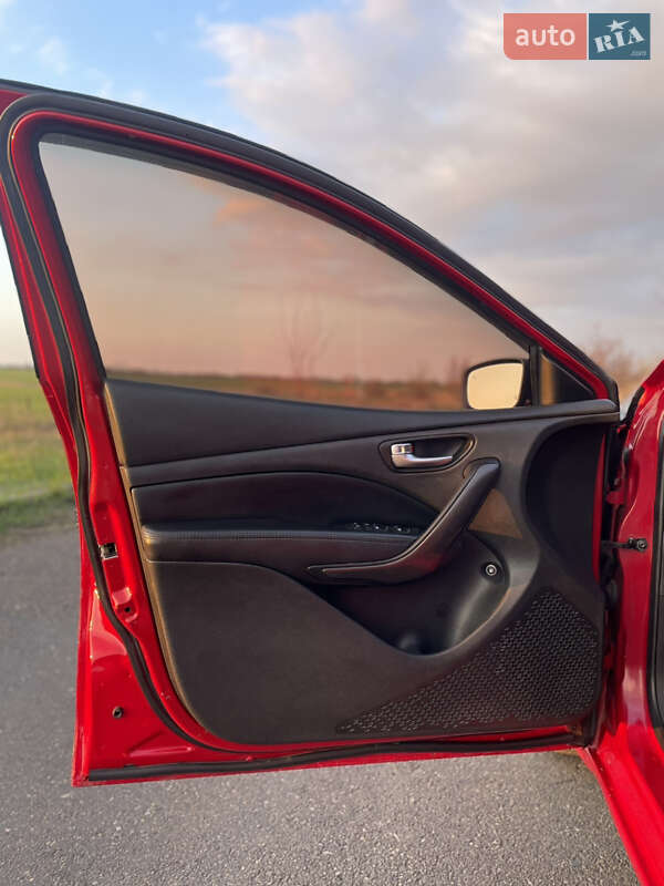 Седан Dodge Dart 2013 в Кривому Розі