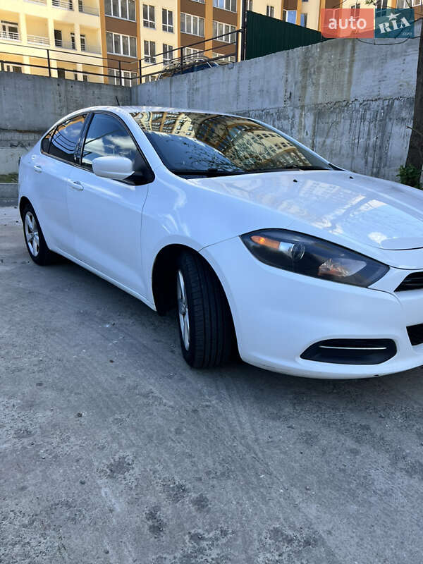 Седан Dodge Dart 2016 в Вишневом фото 28 Седан Dodge Dart 2016 в Вишневом