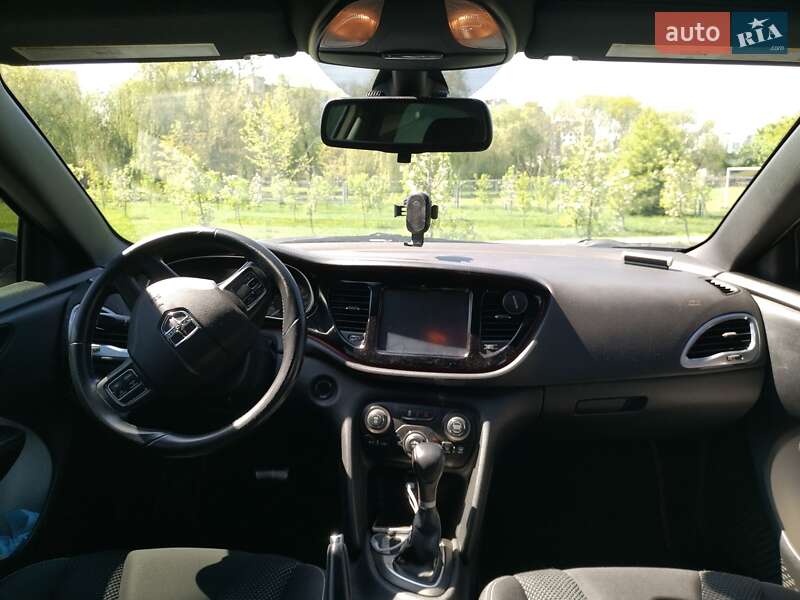 Седан Dodge Dart 2015 в Івано-Франківську