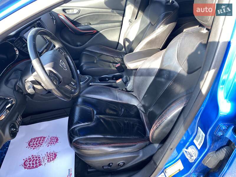 Седан Dodge Dart 2015 в Днепре