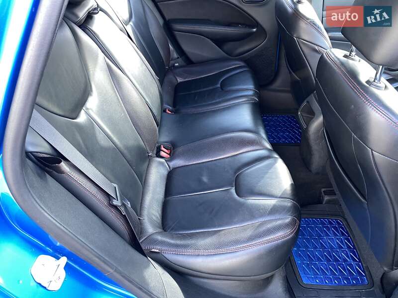 Седан Dodge Dart 2015 в Днепре