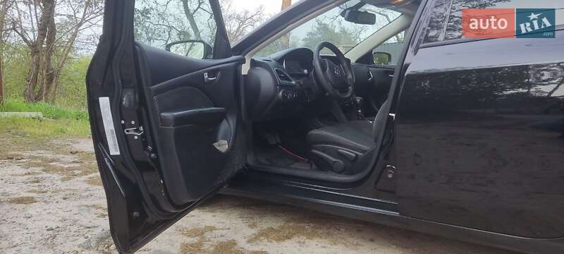Седан Dodge Dart 2015 в Обухове