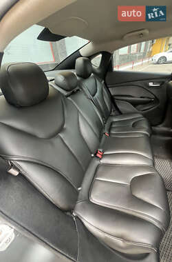 Седан Dodge Dart 2013 в 