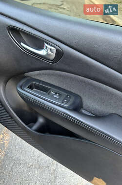 Седан Dodge Dart 2013 в 