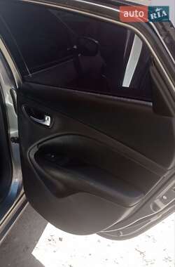 Седан Dodge Dart 2012 в 