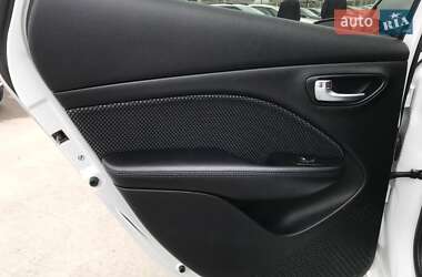 Седан Dodge Dart 2016 в 