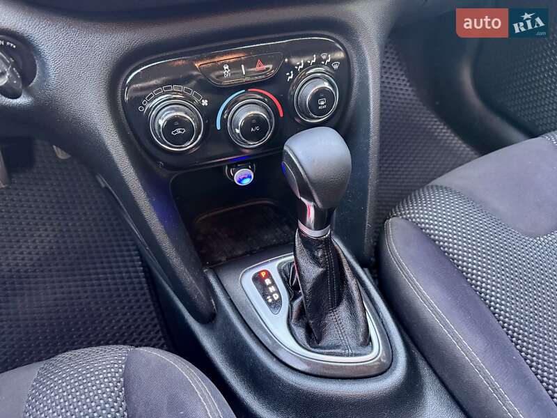 Седан Dodge Dart 2014 в Одессе