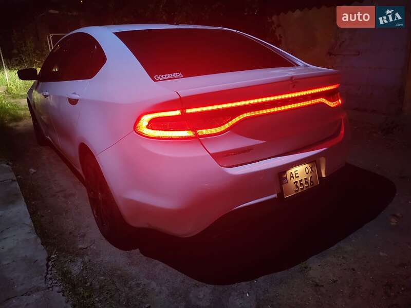 Седан Dodge Dart 2014 в Днепре